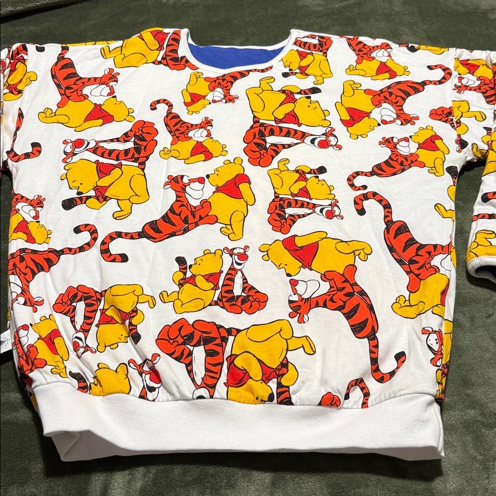 Disney Winnie the Pooh and Tigger Reversible XS/Small Cotton Crew Shirt